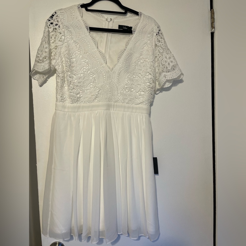 🆕🌟 Lulus white Midi Dress 🆕🌟 - Picture 4 of 7